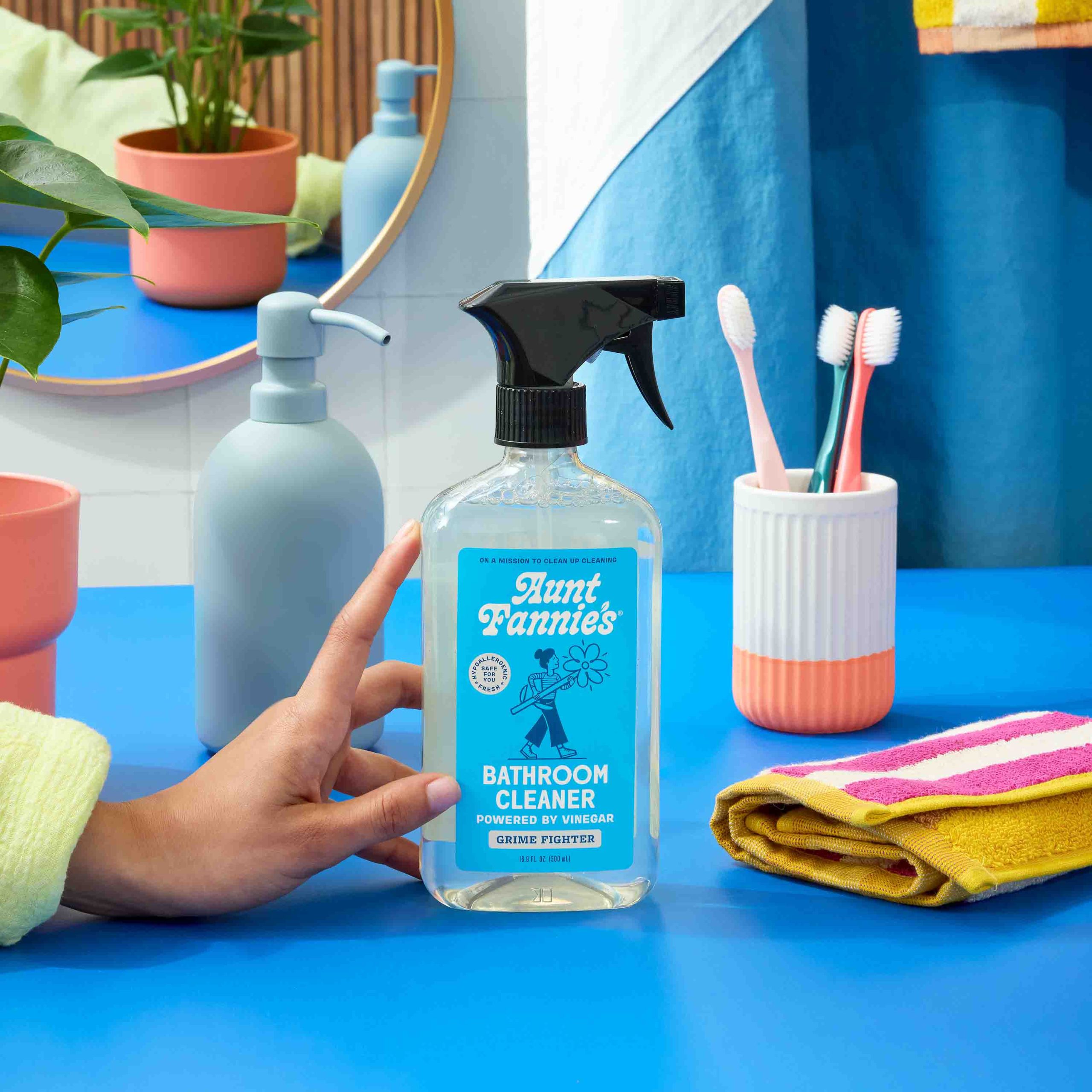 AF_BathroomCleaner_Lifestyle2.jpg