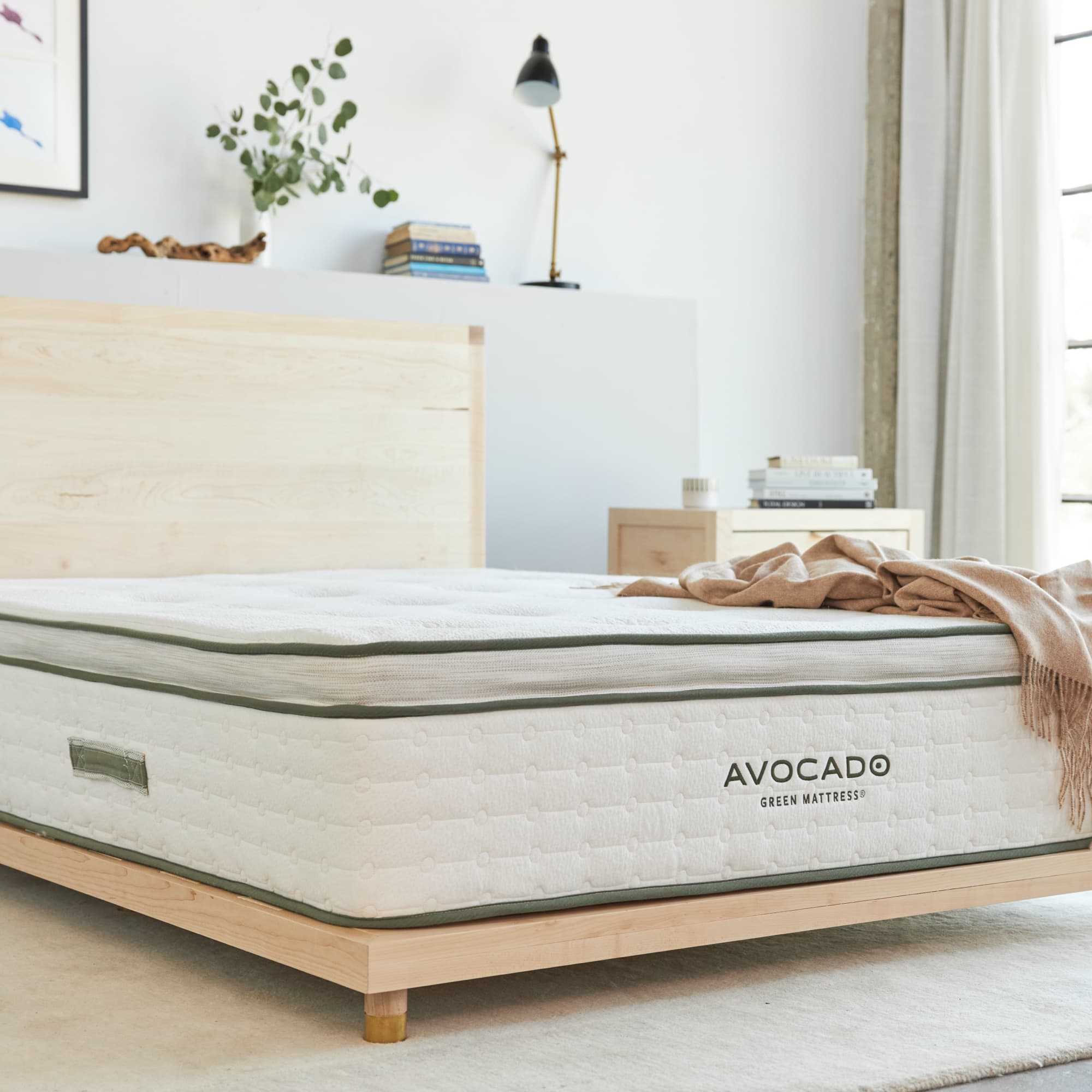 Avocado_Green_Mattress_Pillow-Top_AVO_MALIBU_41_MAPLE_13598_2000w.jpg
