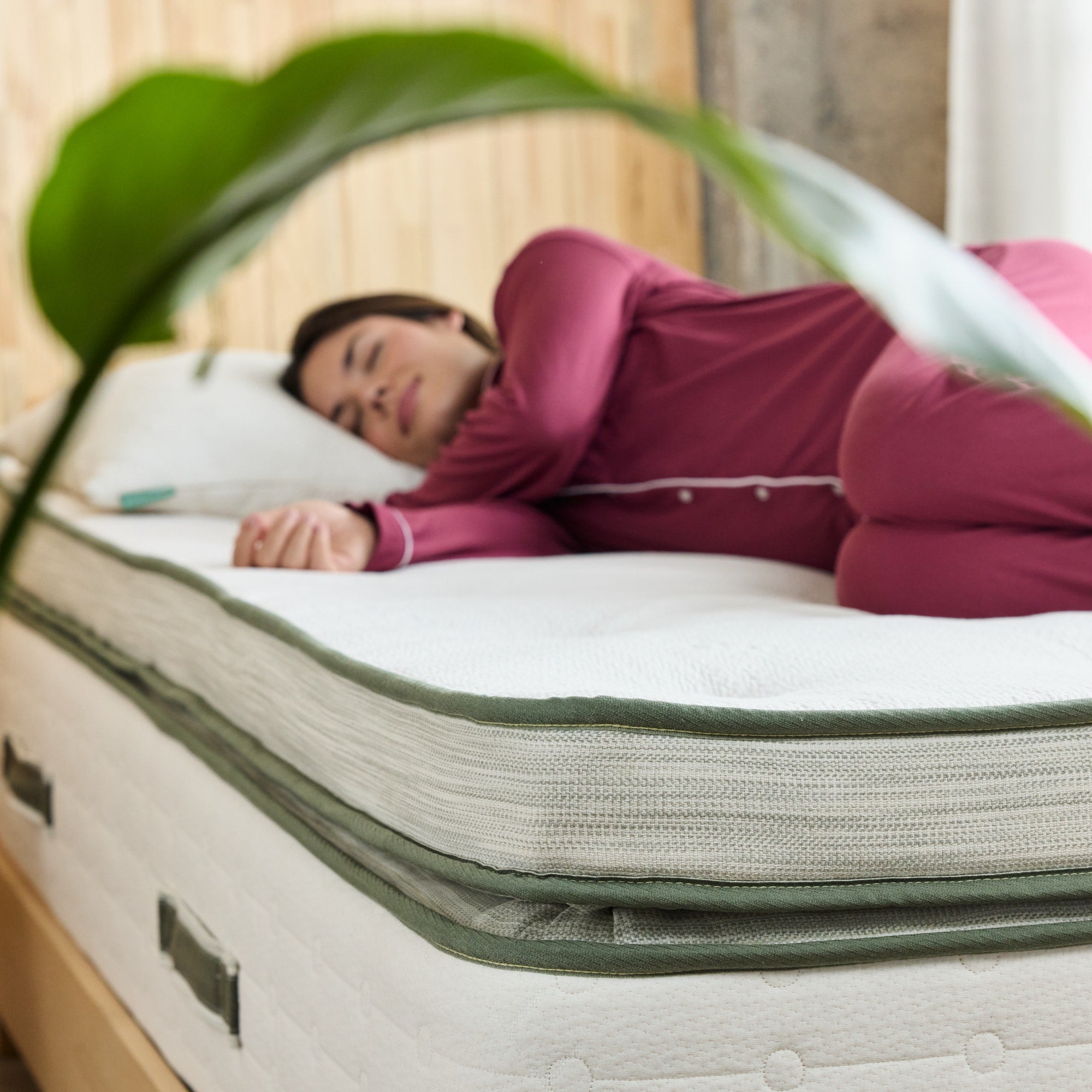 Avocado_Ultra-Plush_Mattress_0376.jpg
