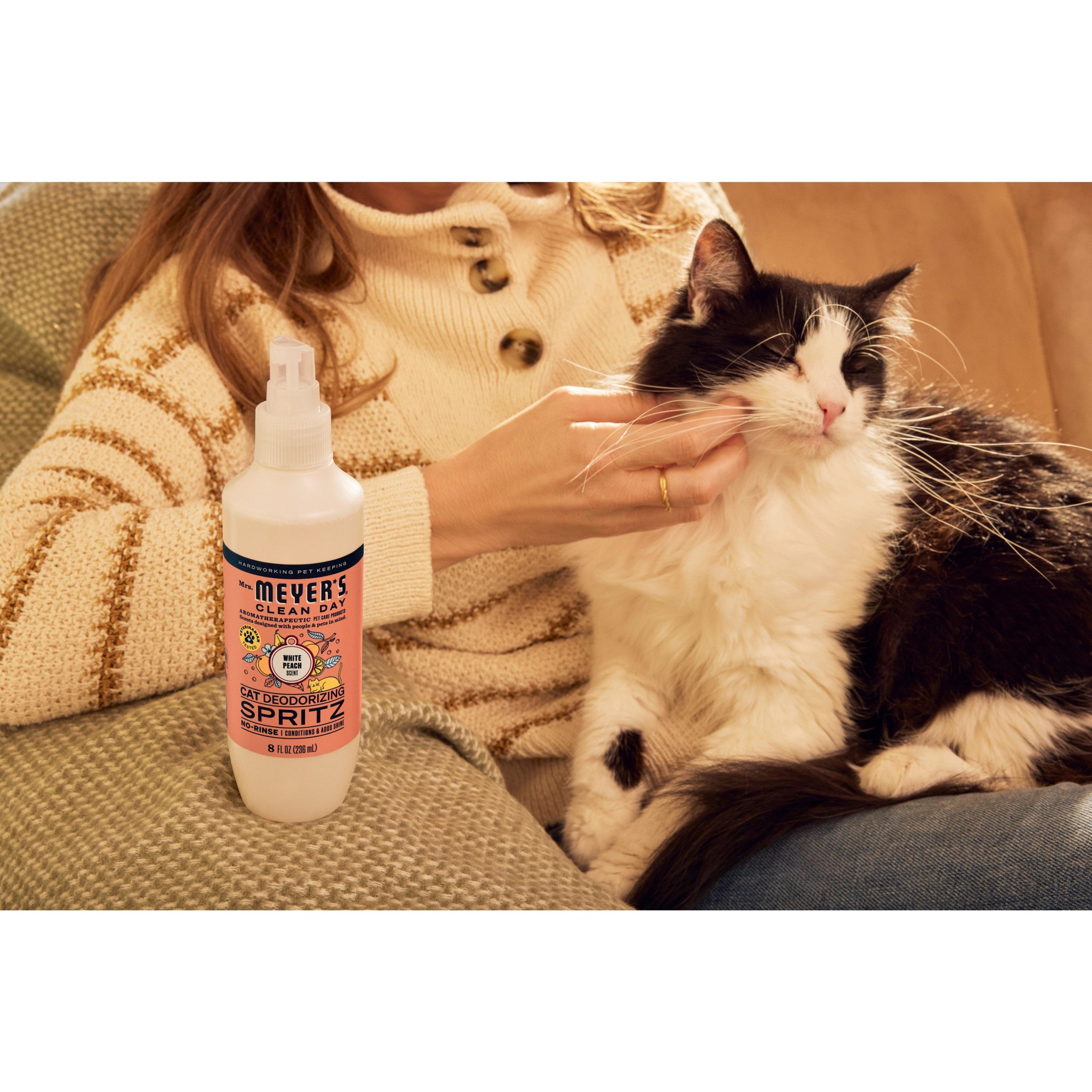 CatNo-RinseShampoo-WhitePeachLifestyle.jpg