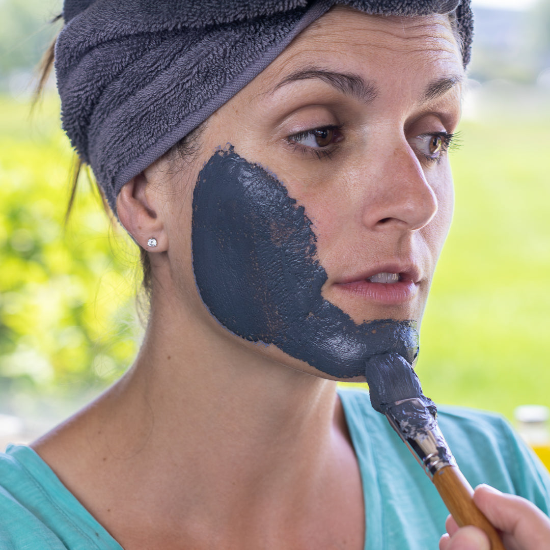 ClayMaskInuse-1-5_486bd478-37d0-42c5-9051-61cb4c5d0c66.jpg