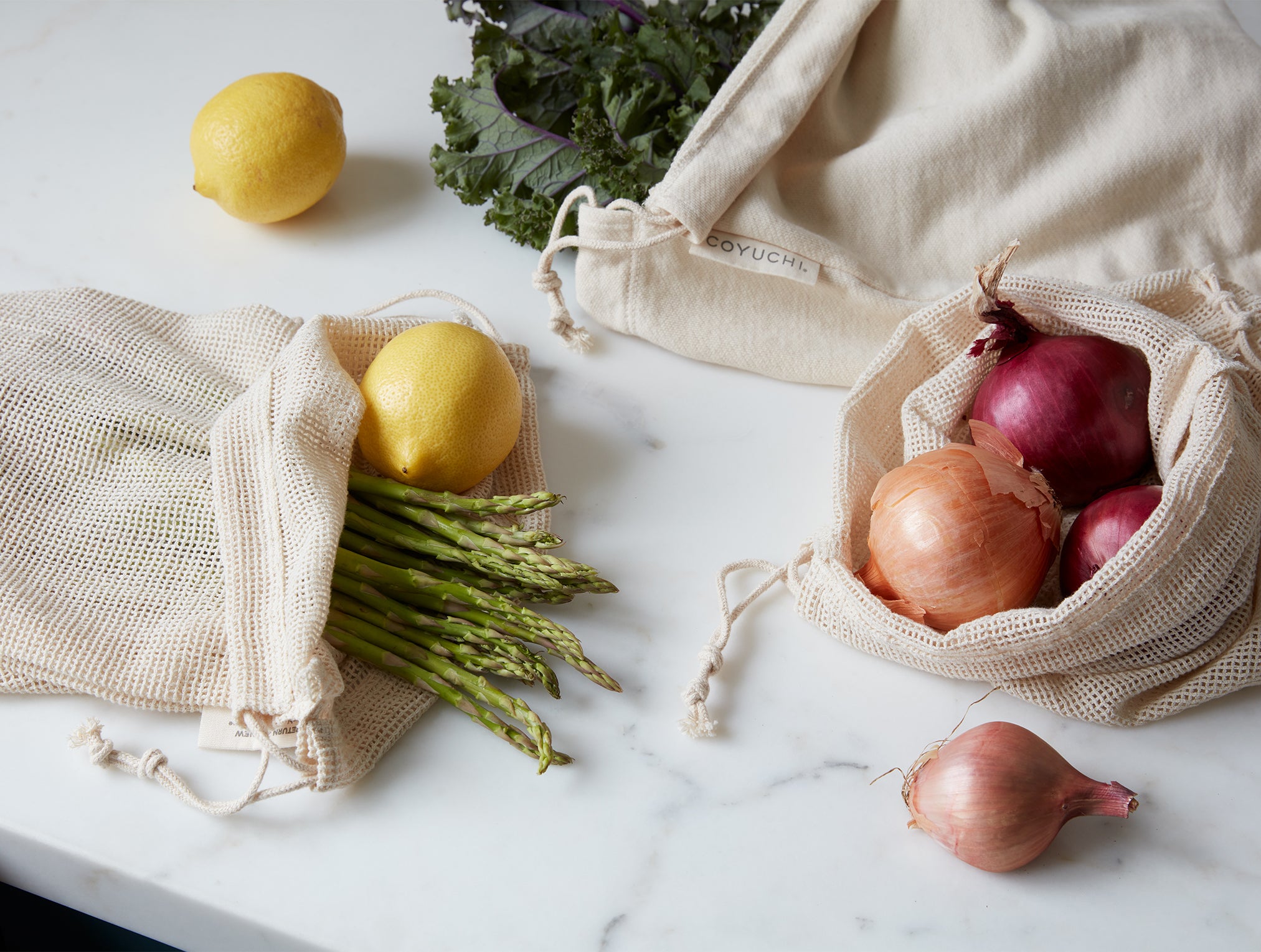 CoyuchiConserveOrganicProduceBags_Undyed_lifestyle_695e2cfd-7886-4ec2-a42c-d6678ee1eb9e.jpg