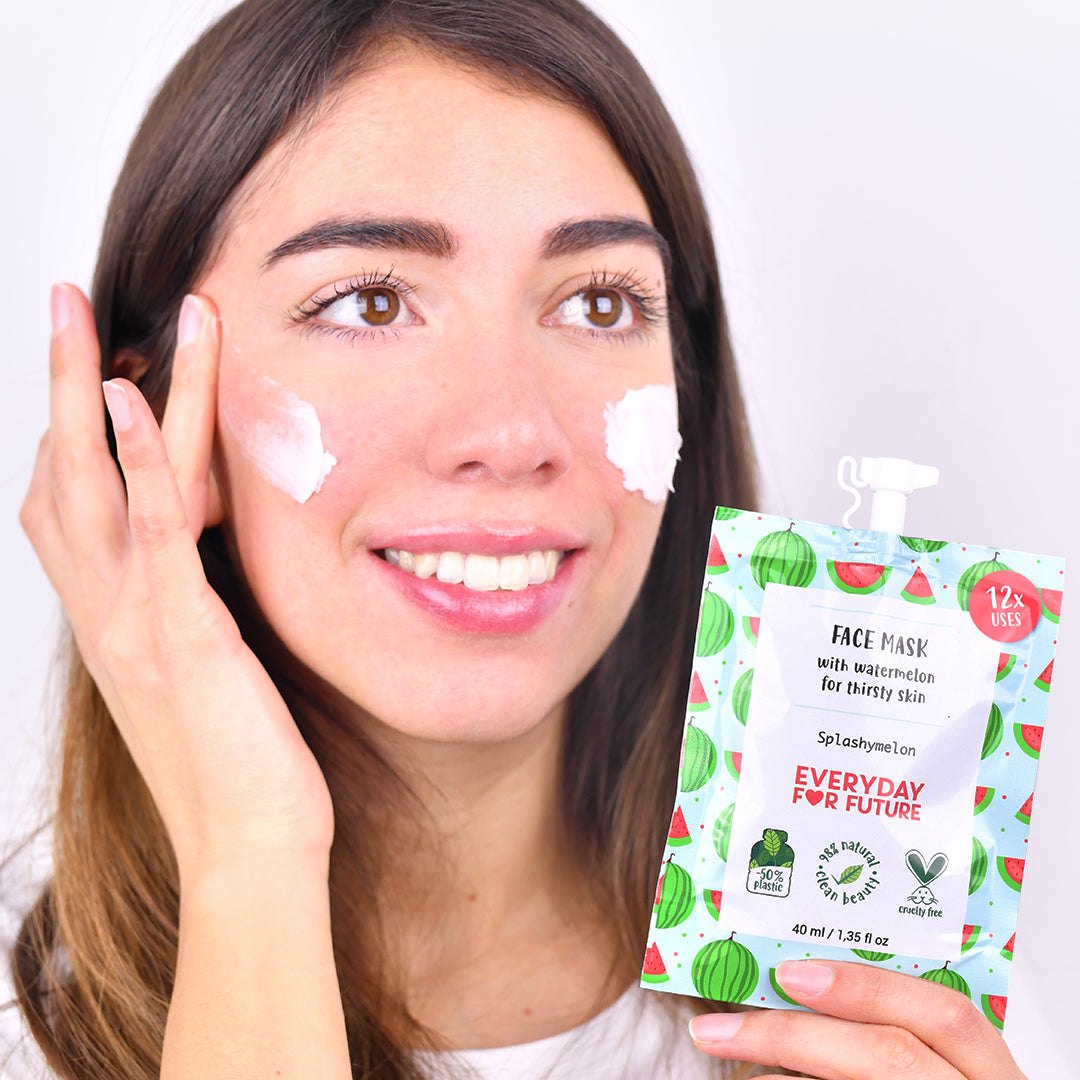 EFF_FaceMask_Watermelon_Lifestyle4.jpg