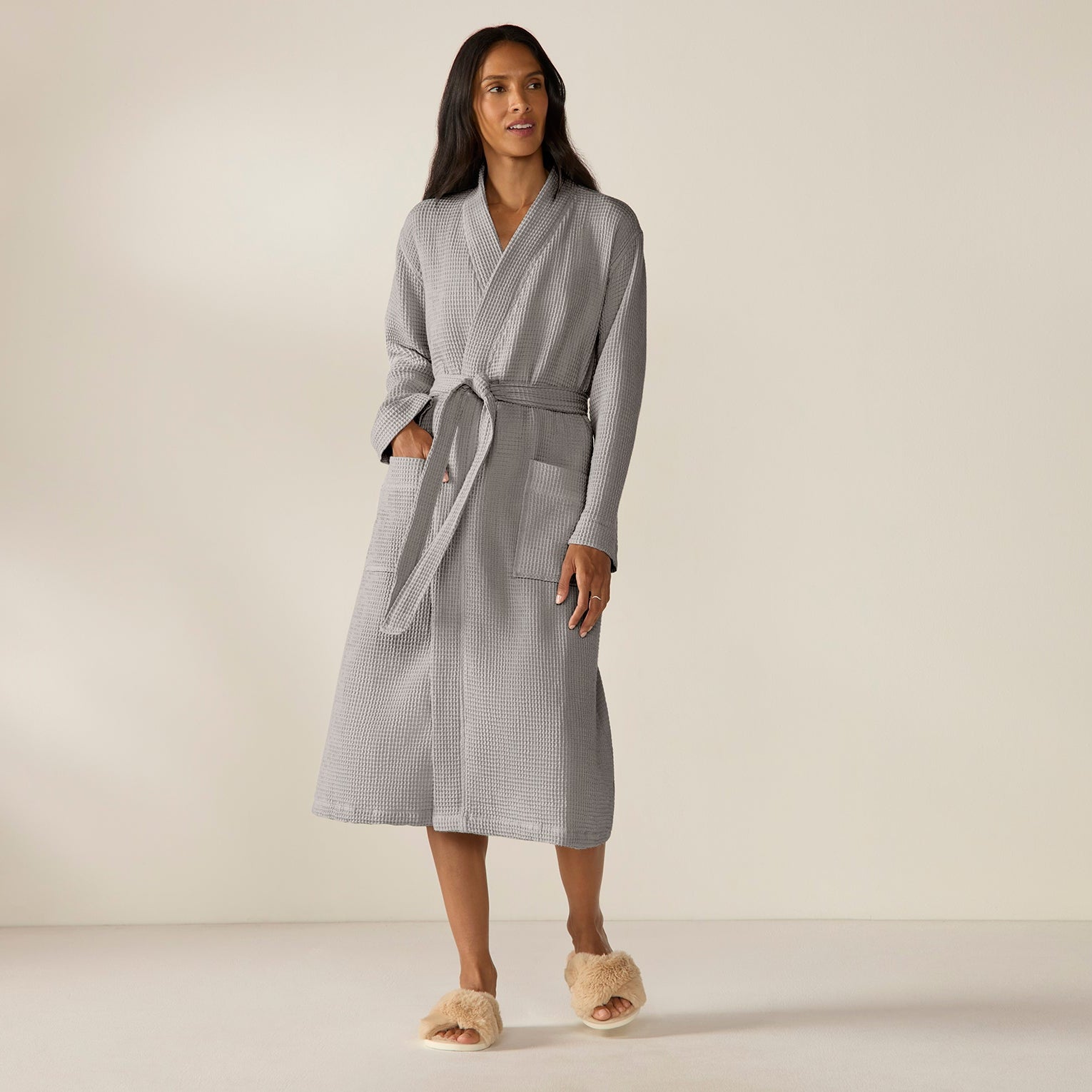 FA25_UnisexOrganicWaffle_Robe_Fog_W_5198.jpg