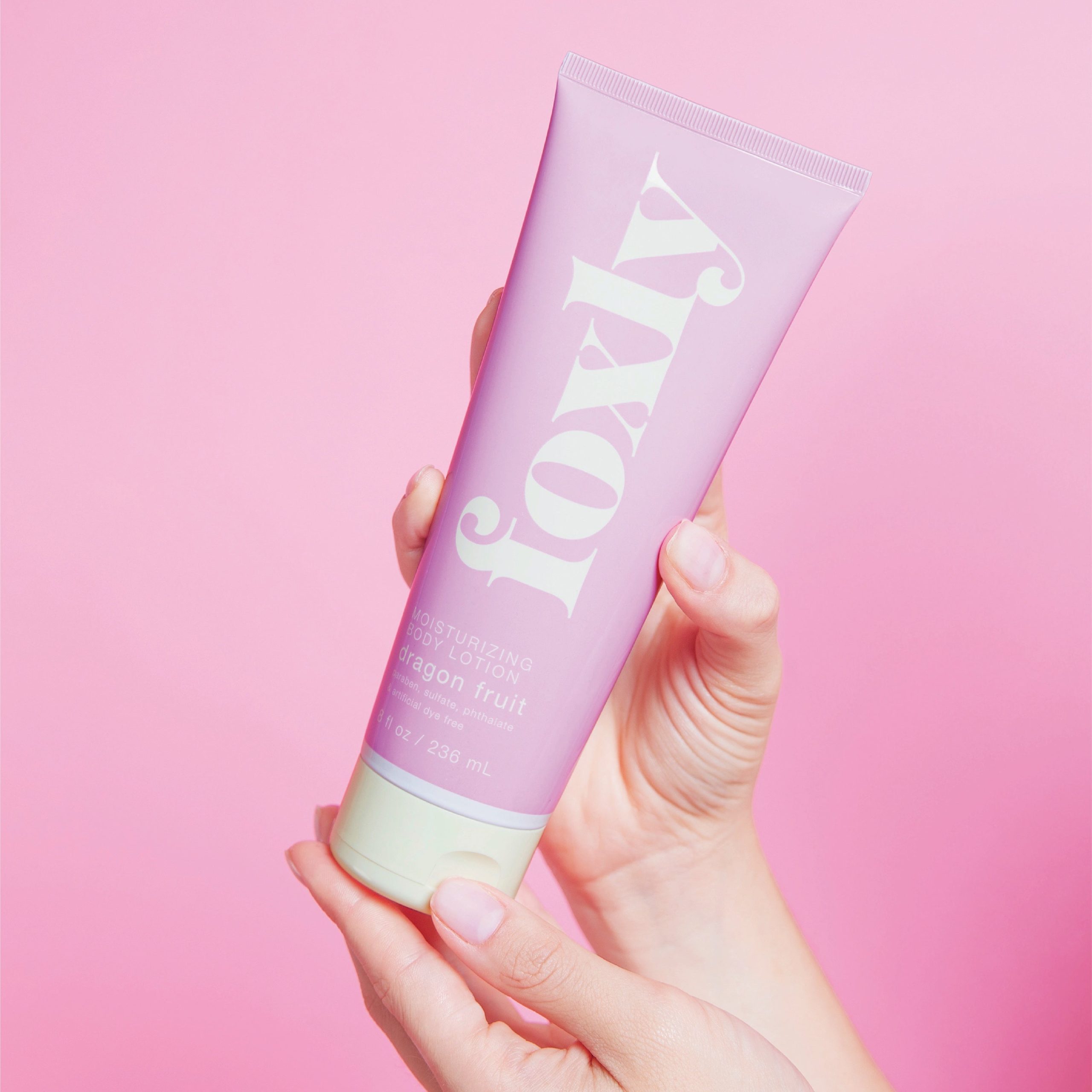 Foxly_BodyLotion_DragonFruit_Lifestyle.jpg