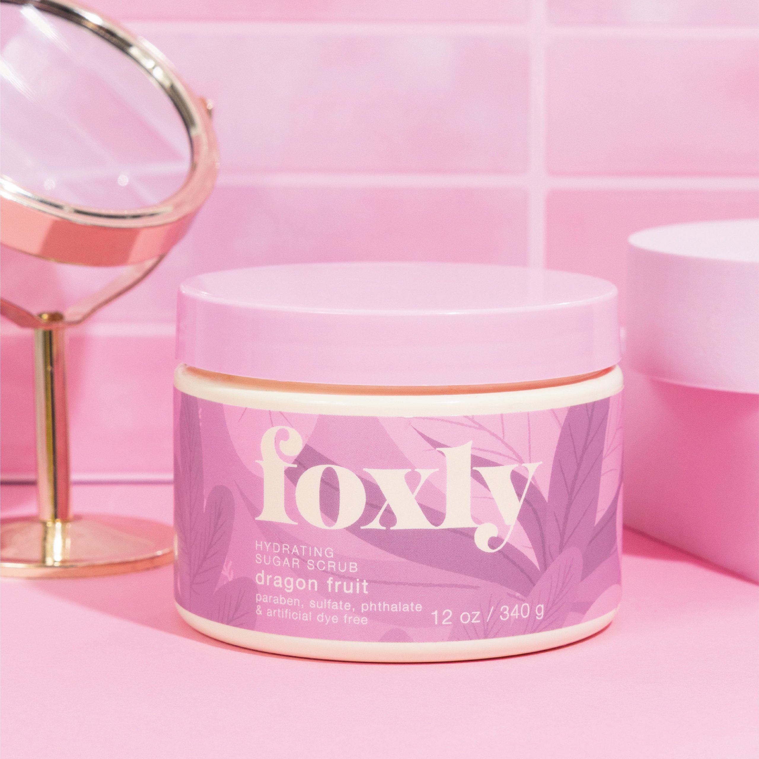 Foxly_SugarScrub_DragonFruit_Lifestyle.jpg
