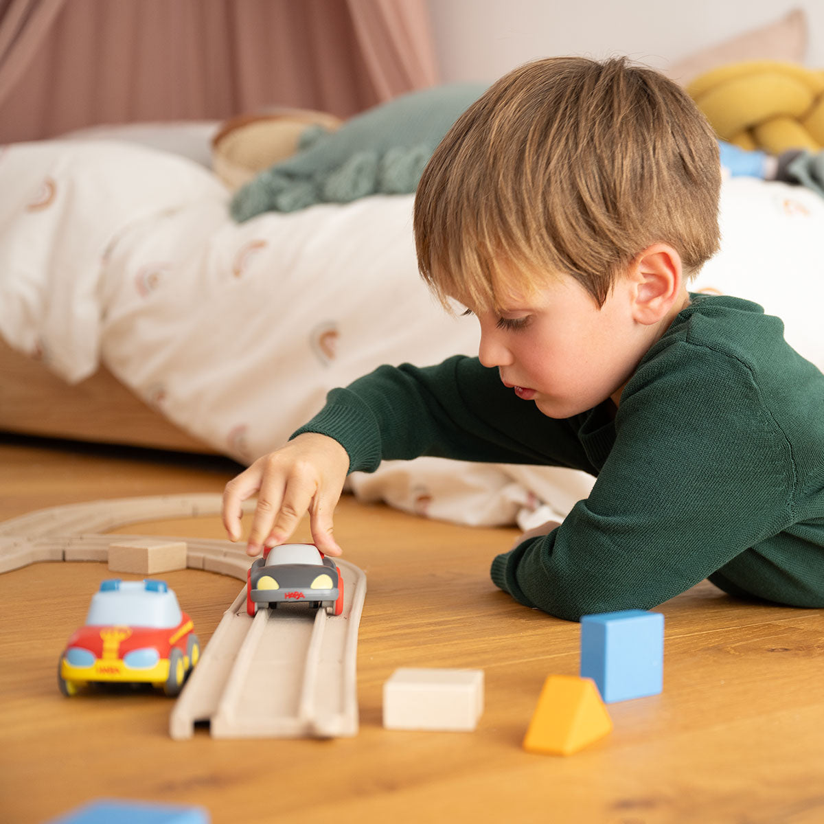 HABA-cars-my-first-racetrack-2011834001-GROVE-ls2.jpg