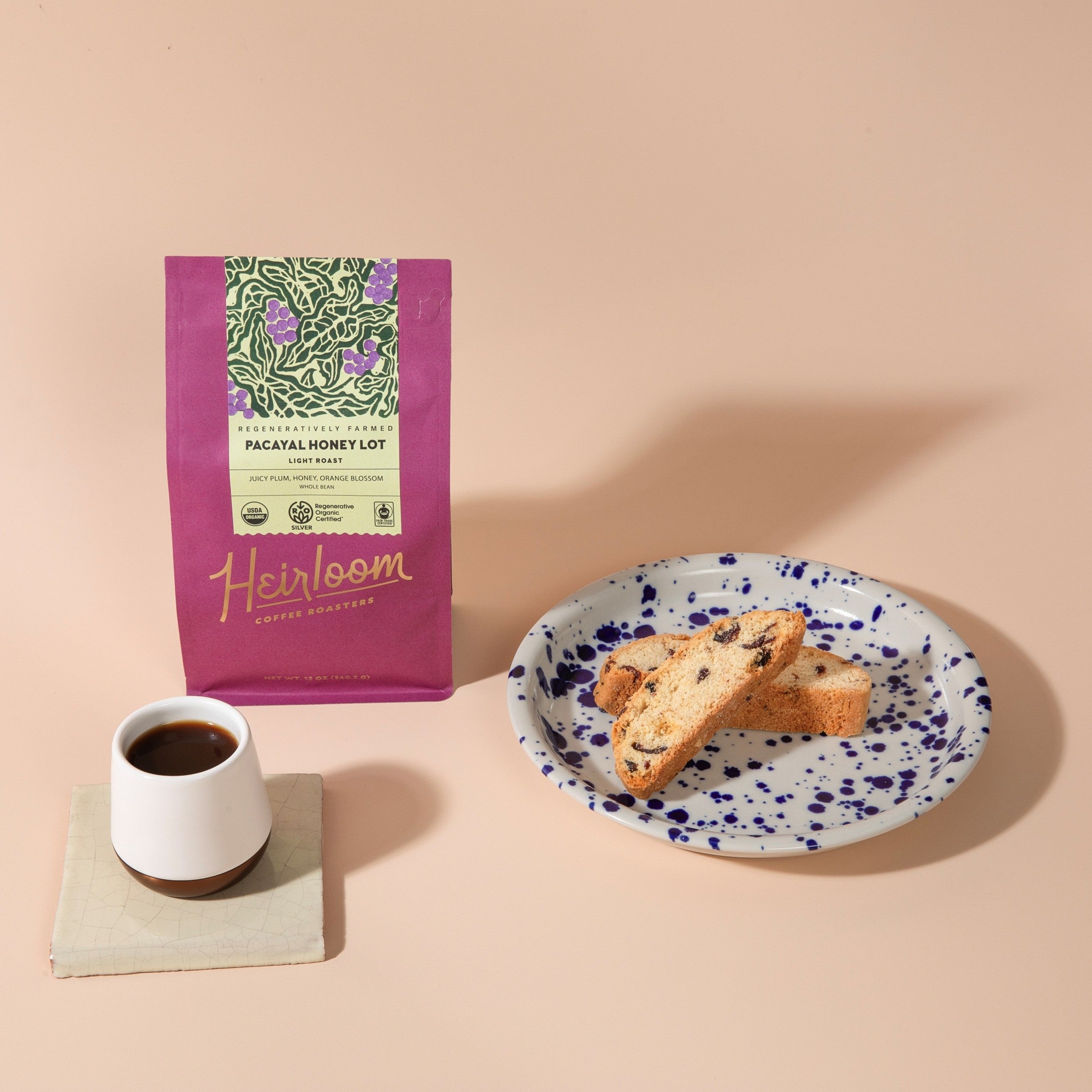 HeirloomCoffeeRoasters_PacayalHoneyLotROCWholeBeanCoffee_Lifestyle02.jpg
