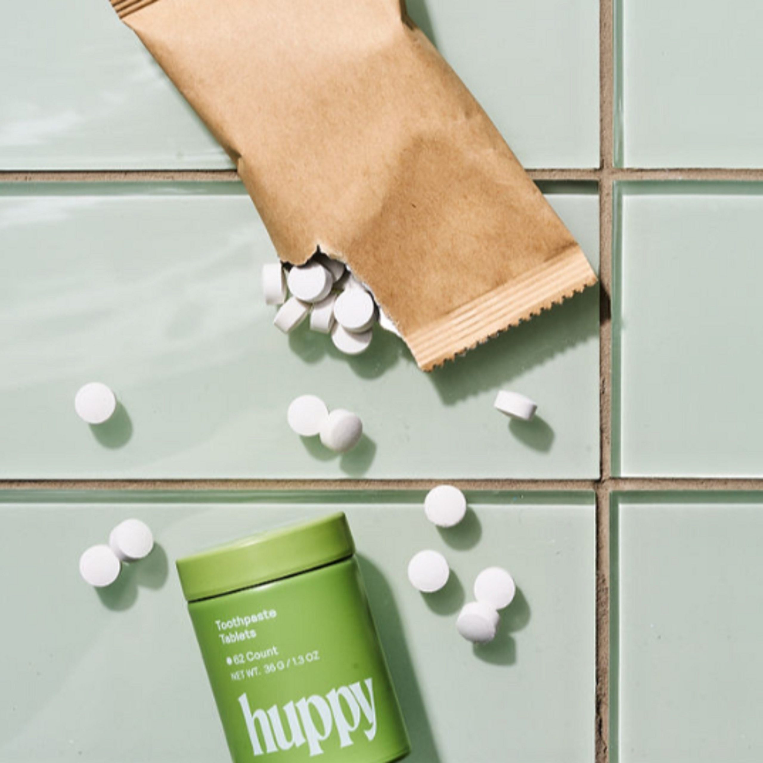 Huppy_Toothpaste_Tablets_Refill_Peppermint_Inner_Package_fqidv7.jpg
