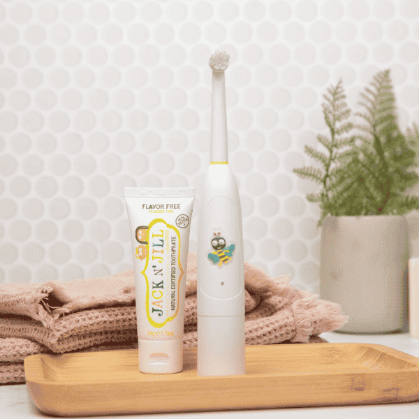 JNJ_Toothbrush_Buzzy_Lifestyle.png
