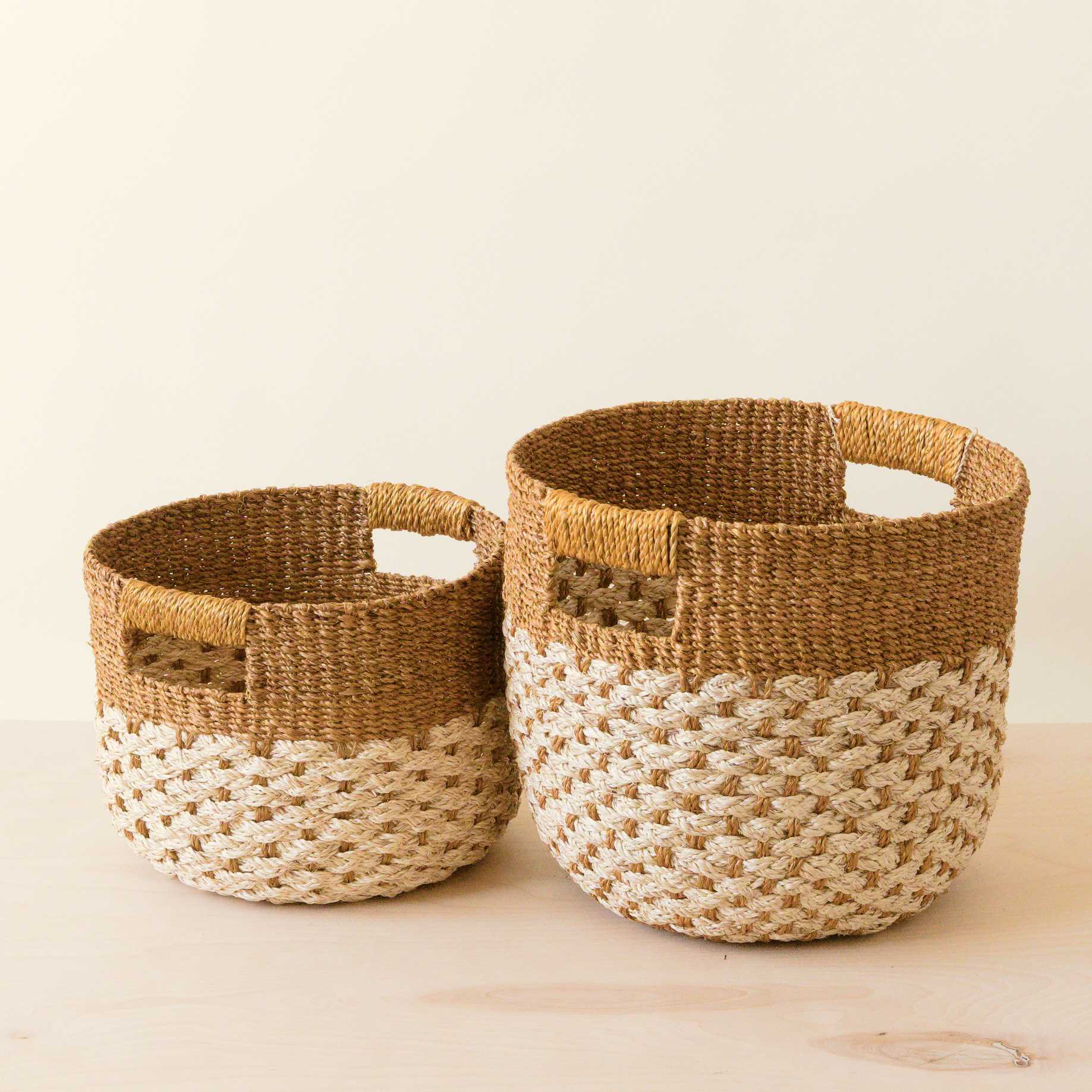 LIKHA_80040_Abaca-Round-Bottom-Baskets-s2_Golden-Brown-1.jpg