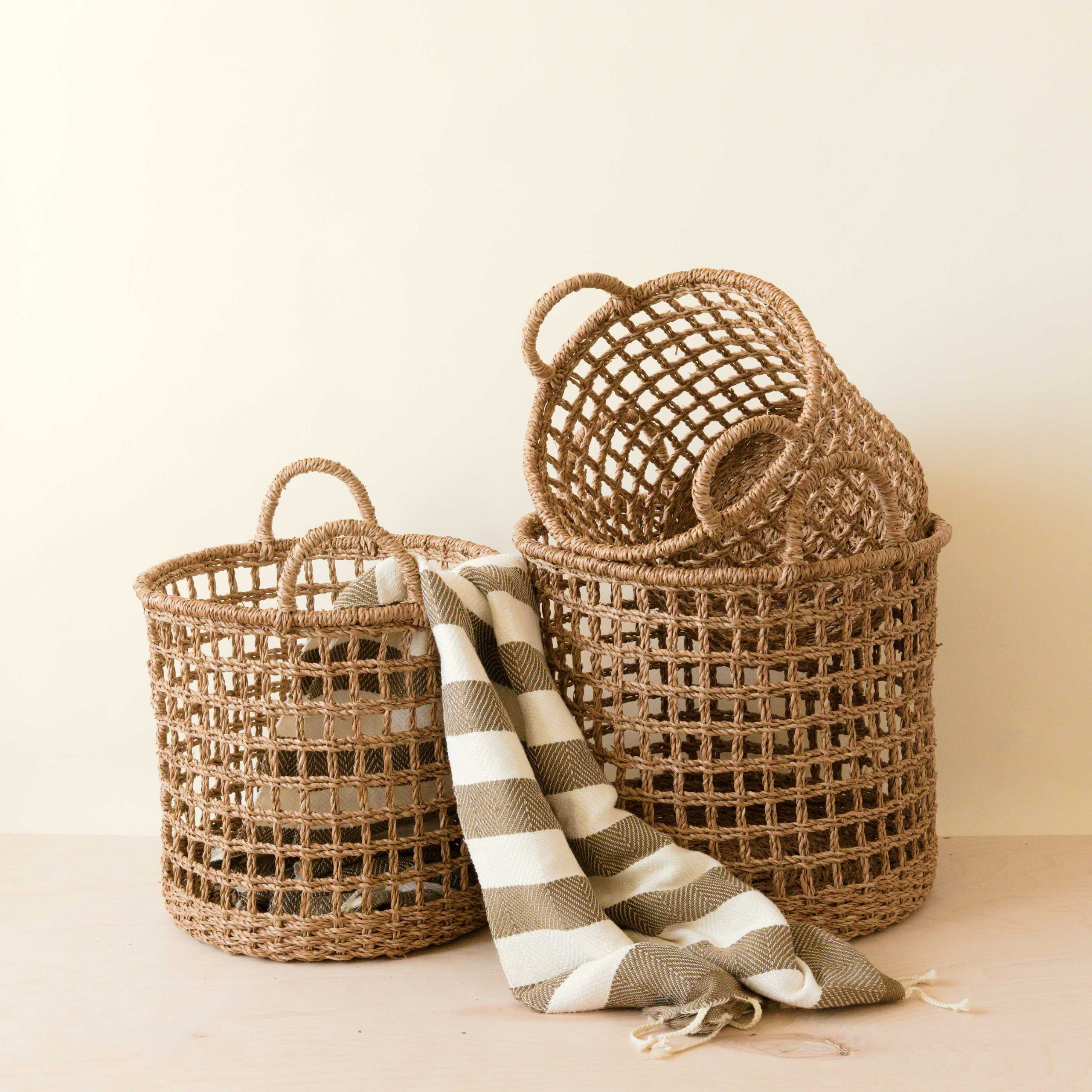 LIKHA_80048_Seagrass-OpenWeave-CylinderBaskets-s3-4.jpg