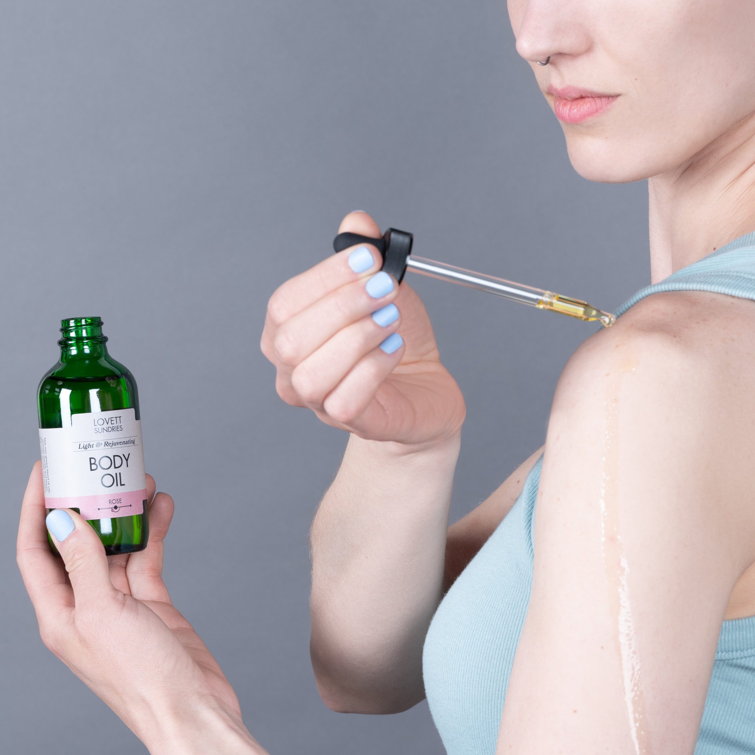 LovettSundries_BodyOil_Rose_Lifestyle_01.jpg