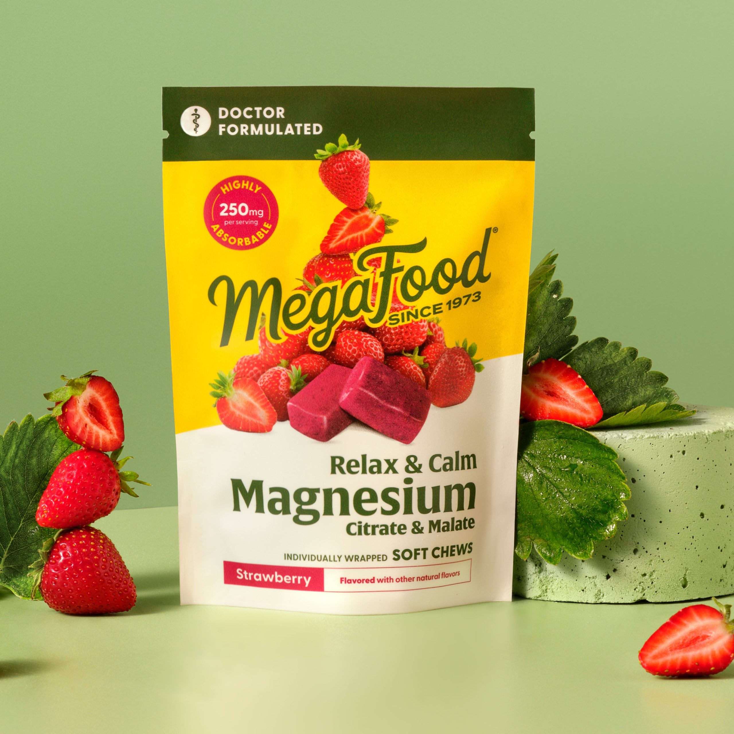 Mag-Chews-Strawberry-Lifestyle-3000x3000-5964c0b3-7439-4f63-8841-9e75efa8e853.jpg
