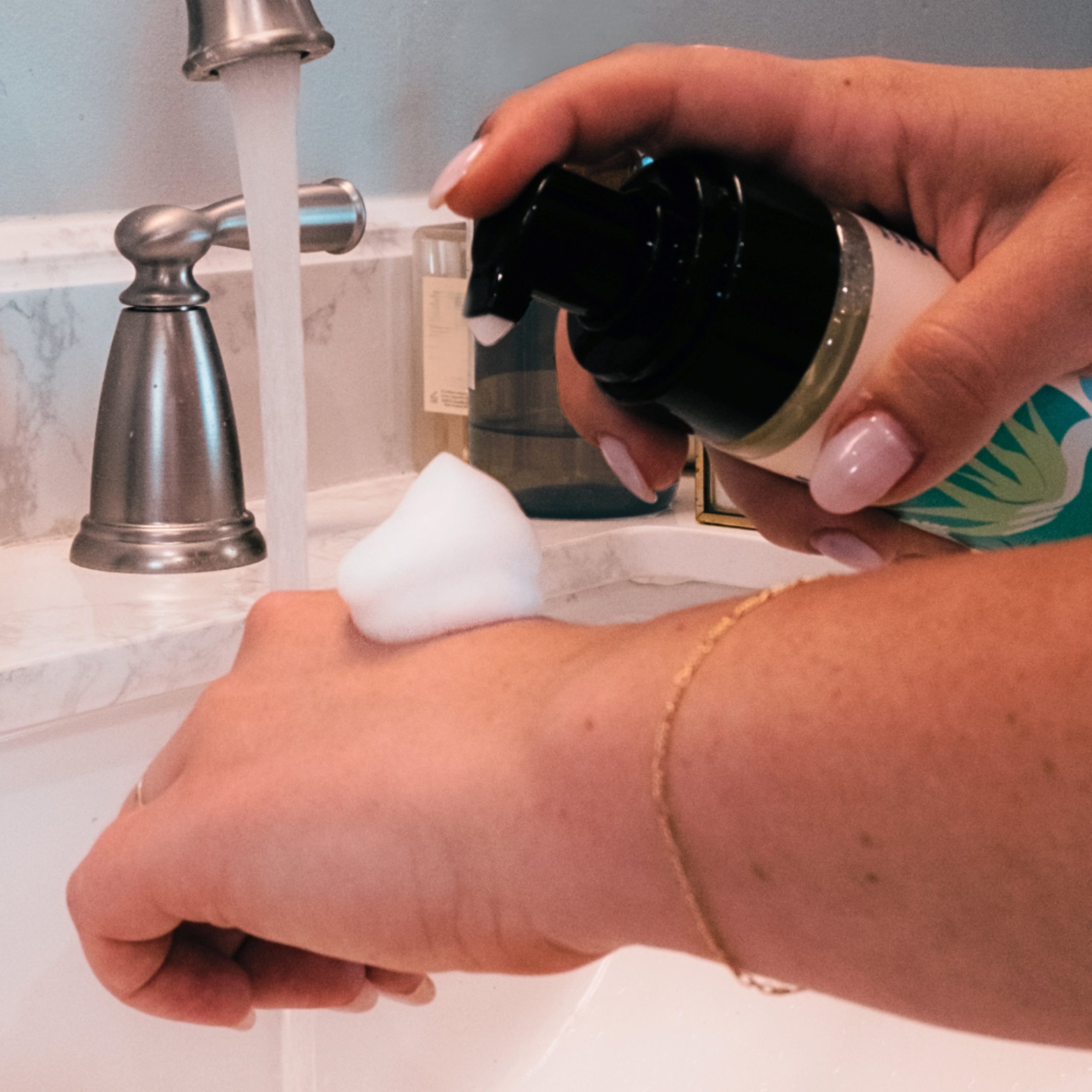 Motherlove_Baby_AllSoap_Unscented_lifestyle.jpg