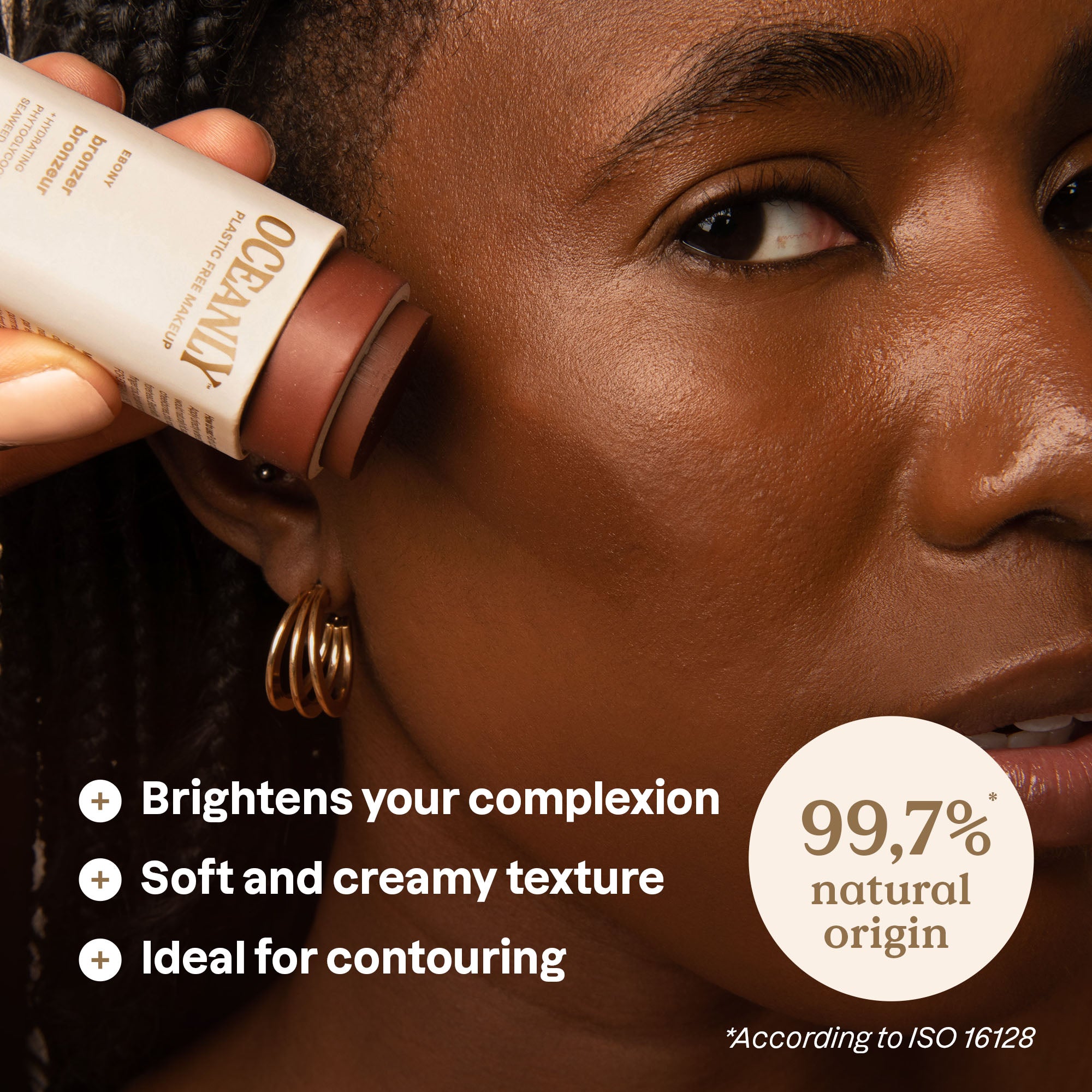 OC_Bronzer_Lifestyle-Ebony_EN.jpg