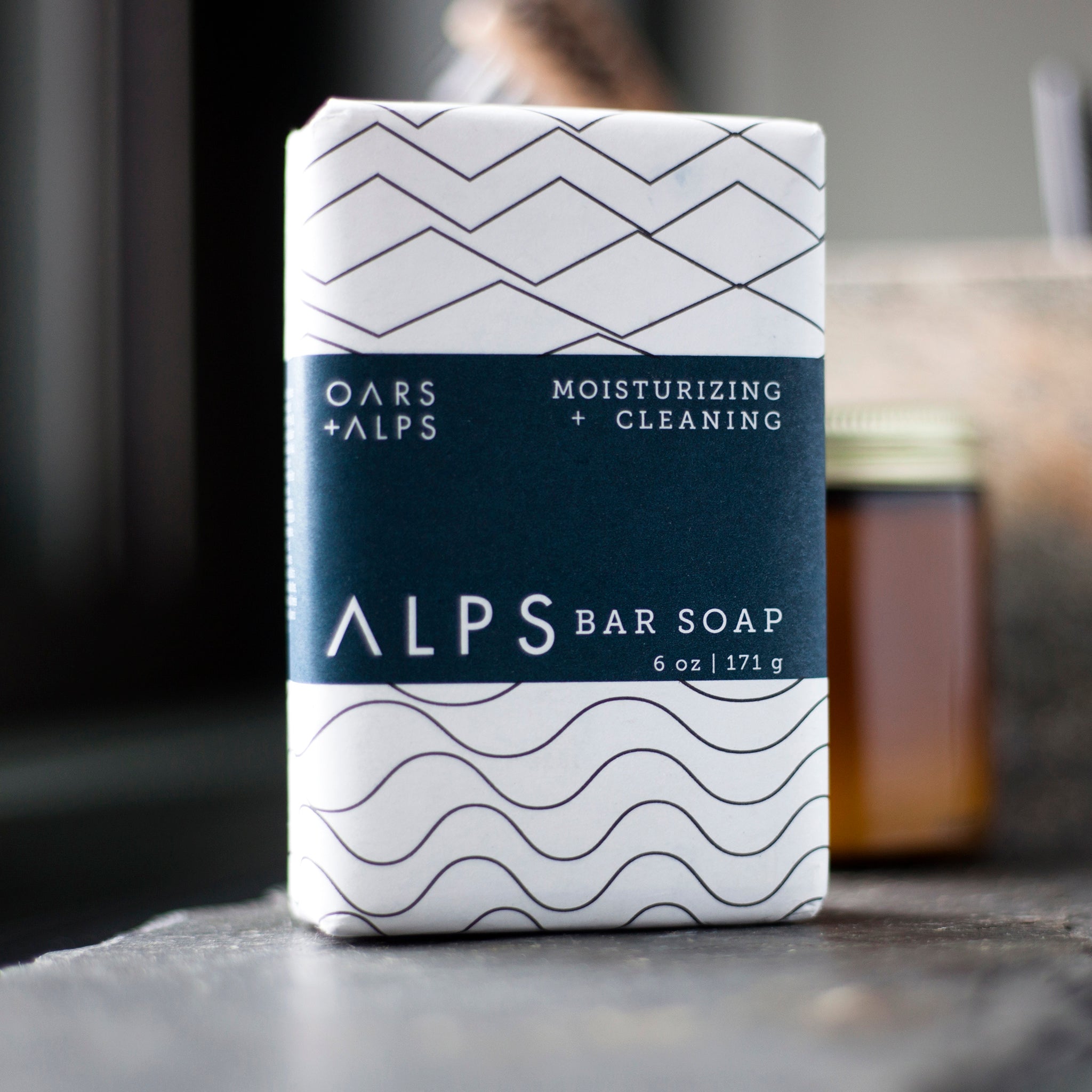 OarsAlps_AlpsBarSoap_lifestyle_5.jpg