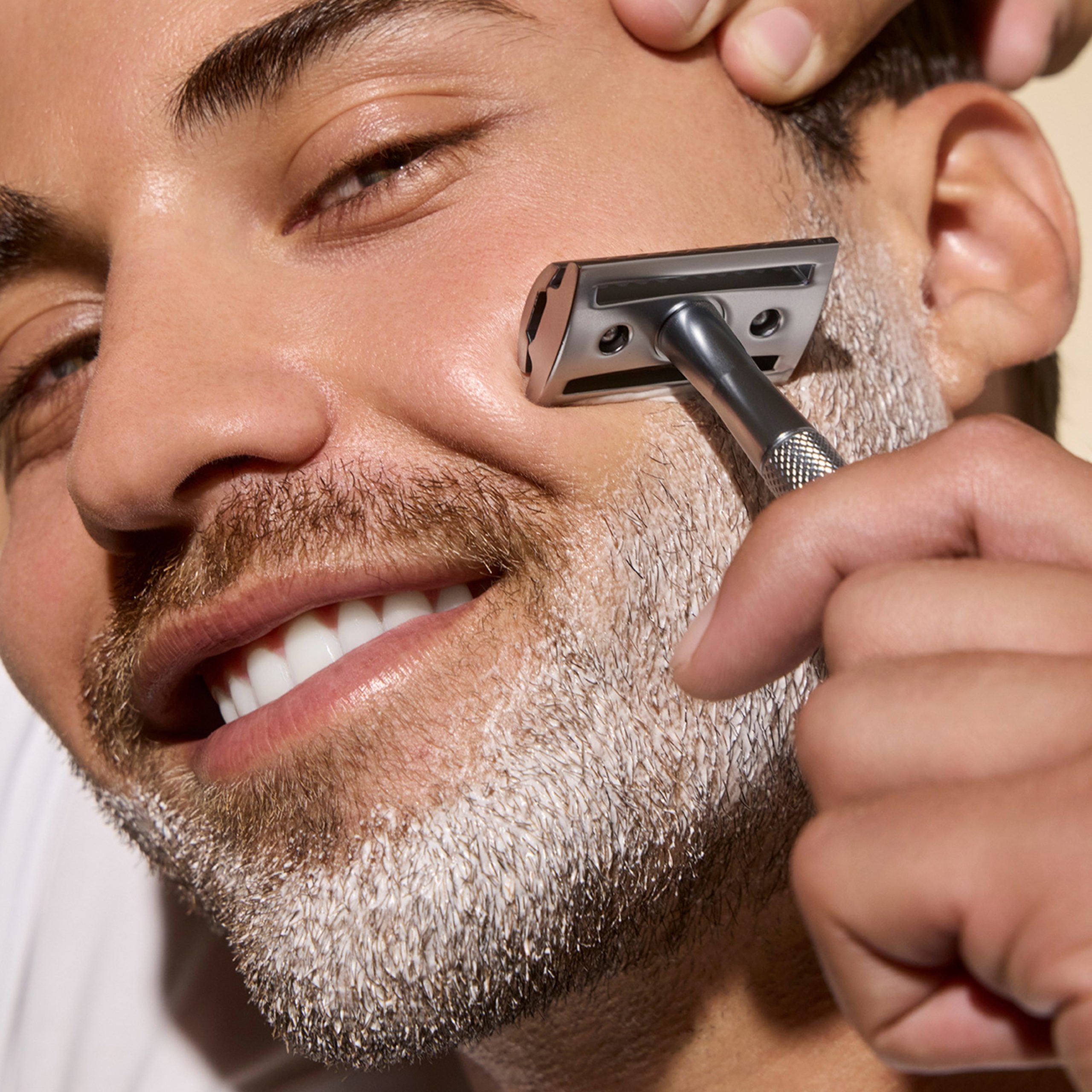 PH-01-2031_ShavingCream_2.jpg