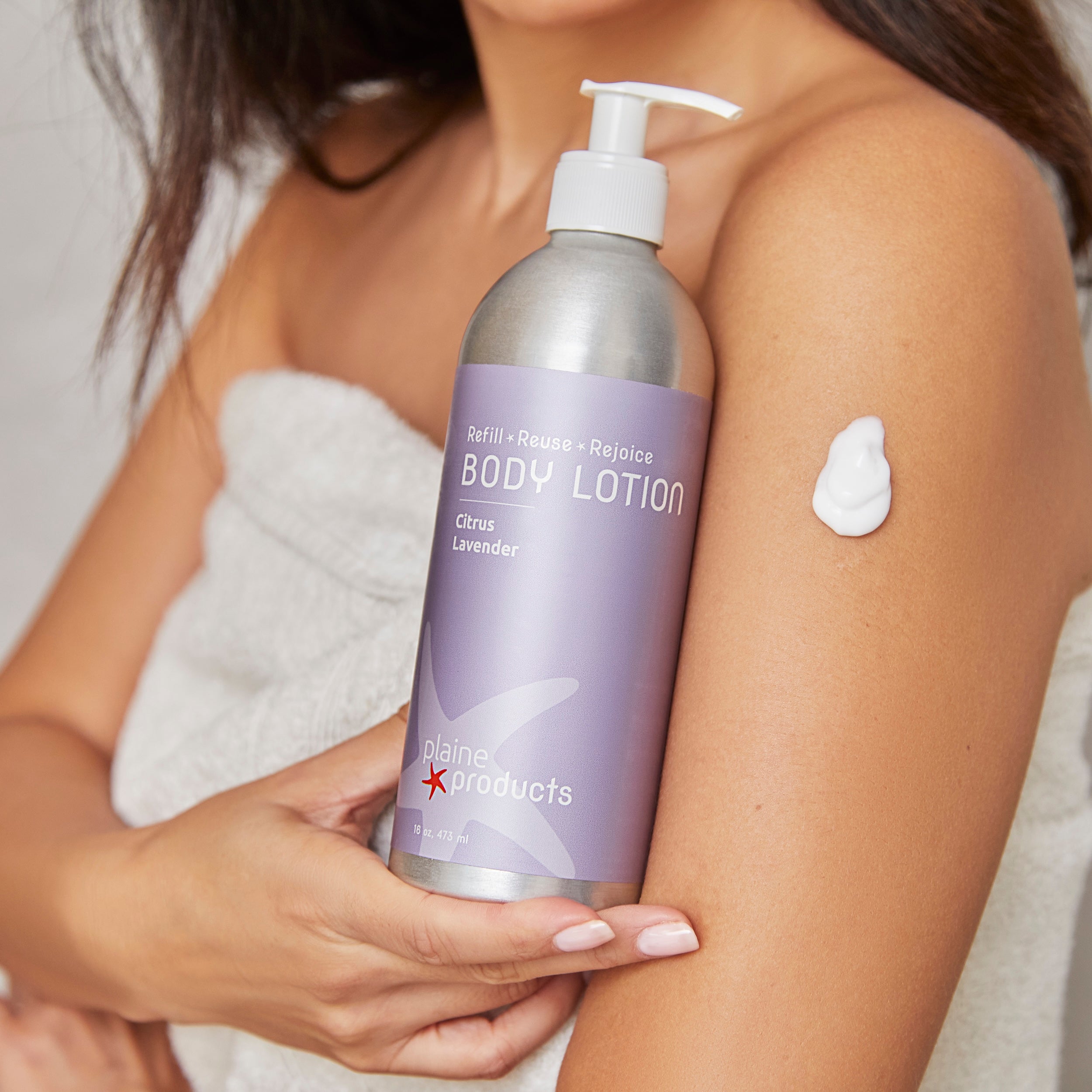 PlaineProducts_BodyLotion_CitrusLavender16oz_Lifestyle.jpg