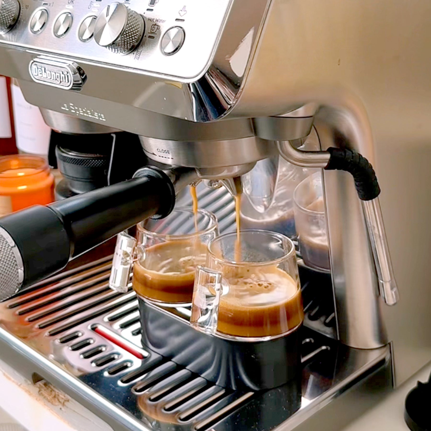 PureOver_EspressoCupSet_Black_Lifestyle4.jpg