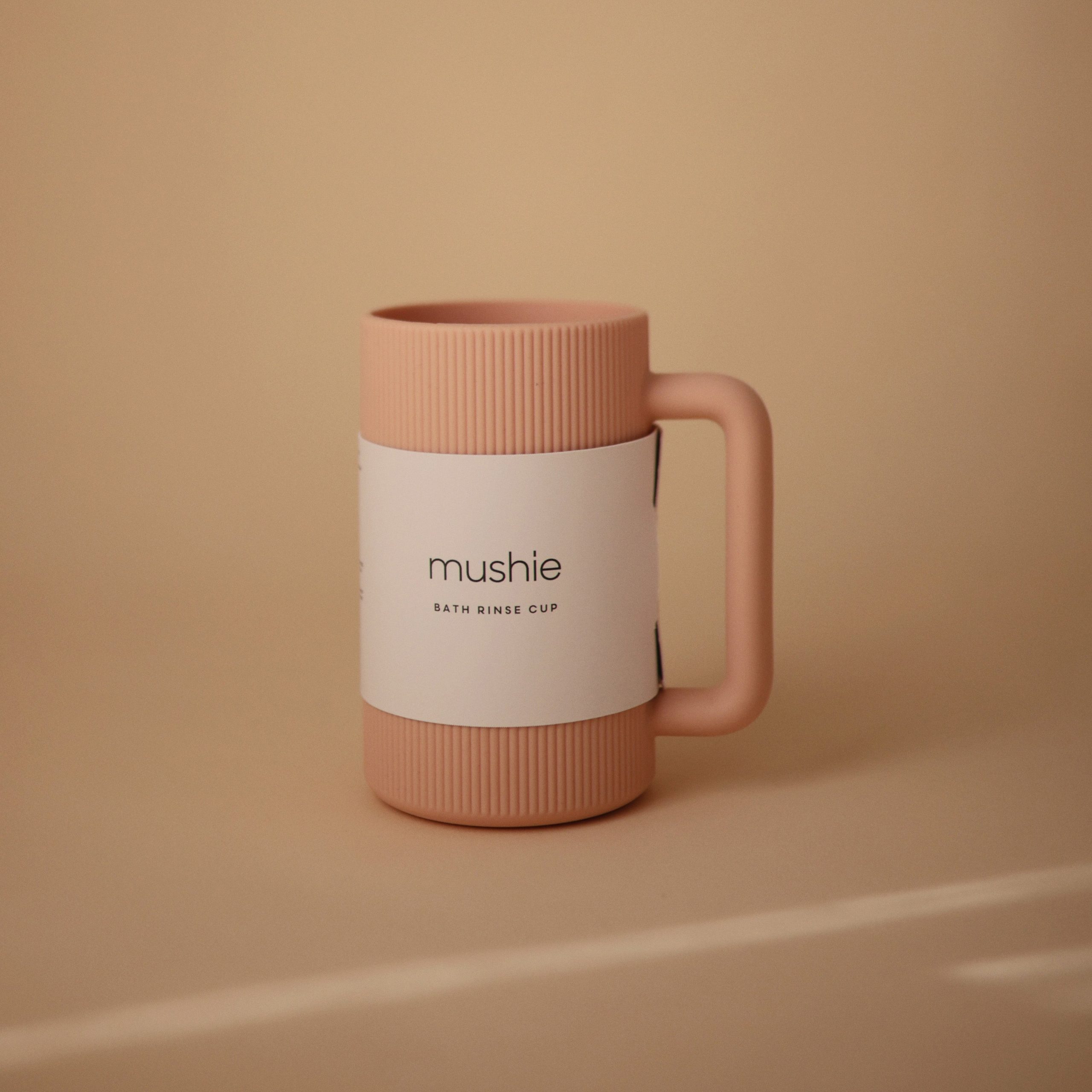 mushie_BathRinseCup_Blush_04.jpg