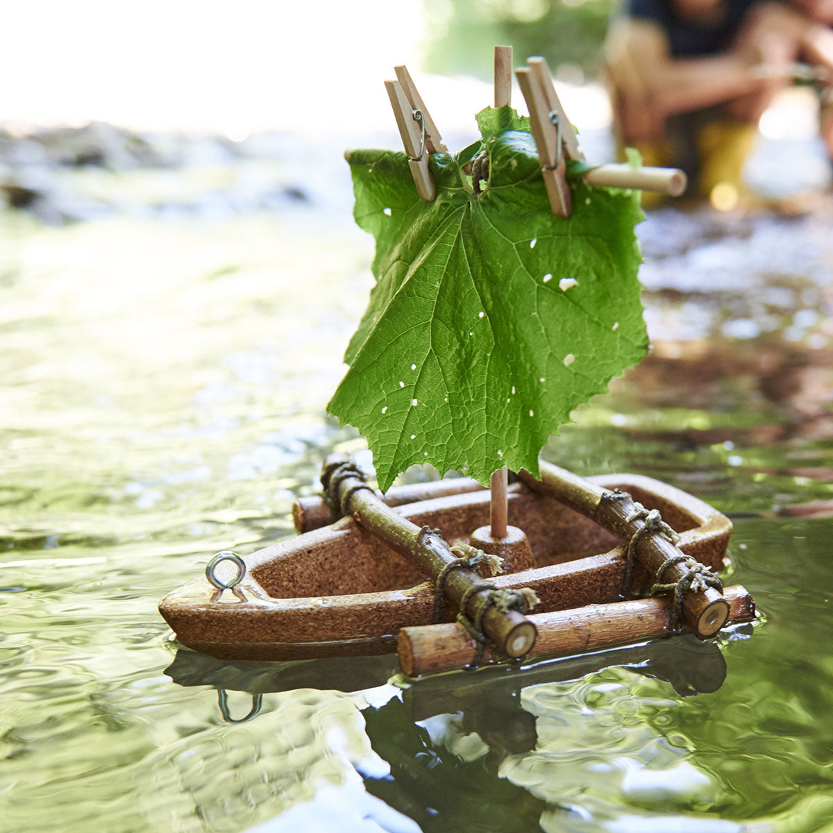 terra-kids-cork-boat-diy-activity-kit-304244-GROVE-ls.jpg